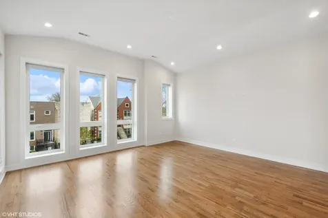 519 East Bowen Avenue Chicago IL 60653