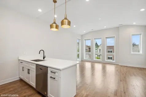519 East Bowen Avenue Chicago IL 60653
