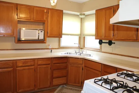 615 North Indiana Avenue Salem IL 62881