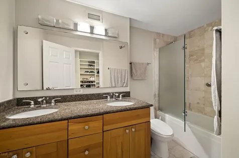 440 North Wabash Avenue Chicago IL 60611