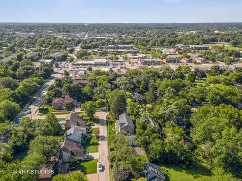 118 Waverly Road Barrington IL 60010