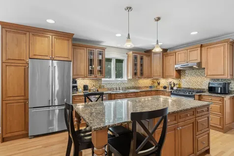 118 Waverly Road Barrington IL 60010