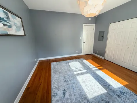 4201 North Sawyer Avenue Chicago IL 60618