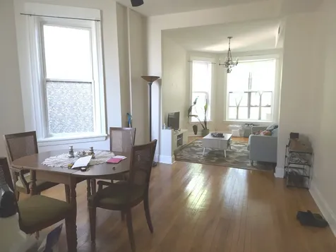 1821 West Thomas Street Chicago IL 60622