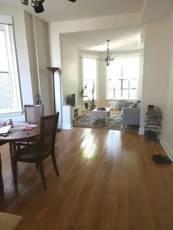 1821 West Thomas Street Chicago IL 60622