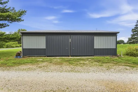 122 County Road 2150 North Mahomet IL 61853