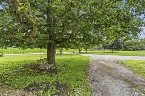 122 County Road 2150 North Mahomet IL 61853