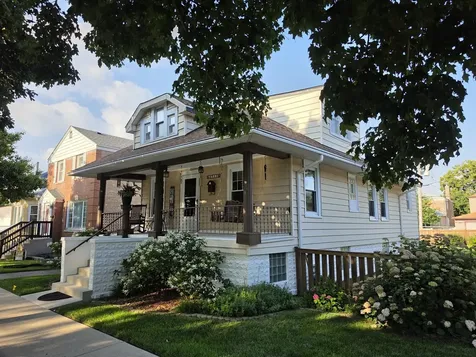 4113 Elm Avenue Brookfield IL 60513