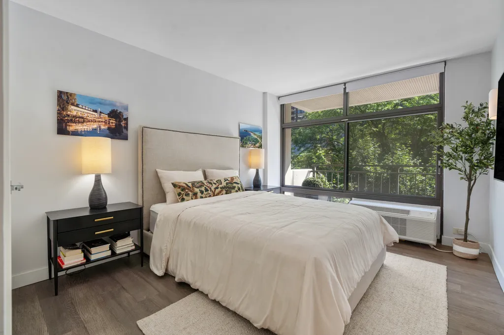 1430 North Astor Street Chicago IL 60610
