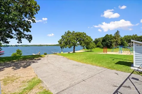 7604 East Sunset Drive Wonder Lake IL 60097