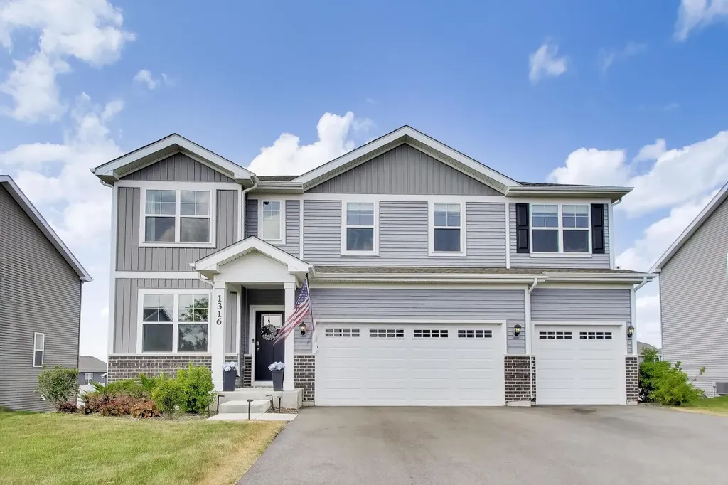 1316 Tiger Lily Drive Bartlett IL 60103