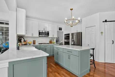 479 Nuthatch Way Lindenhurst IL 60046
