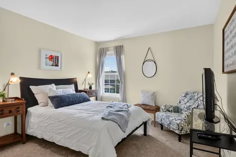 479 Nuthatch Way Lindenhurst IL 60046