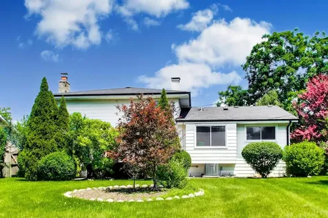 1823 East Camp Mcdonald Road Mount Prospect IL 60056
