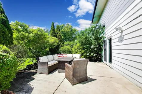 1823 East Camp Mcdonald Road Mount Prospect IL 60056