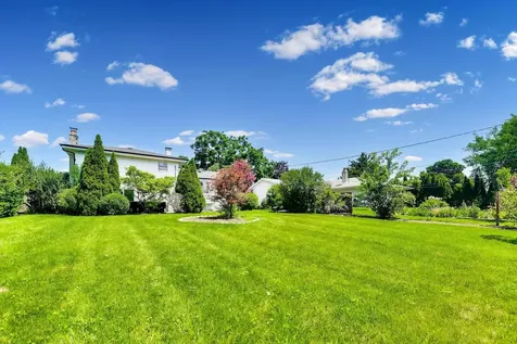 1823 East Camp Mcdonald Road Mount Prospect IL 60056