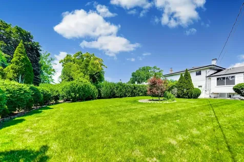 1823 East Camp Mcdonald Road Mount Prospect IL 60056