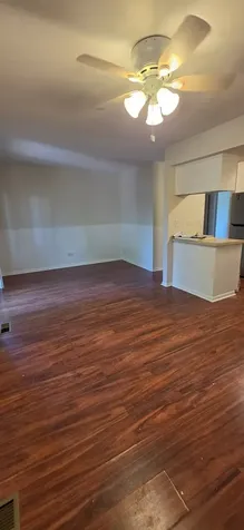 4093 Quincy Court Streamwood IL 60107