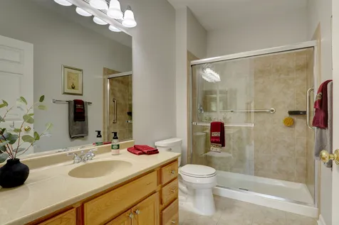 34451 North Old Walnut Circle Gurnee IL 60031