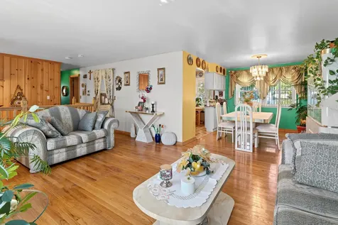 1418 South Hickory Drive Mount Prospect IL 60056