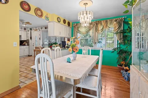 1418 South Hickory Drive Mount Prospect IL 60056
