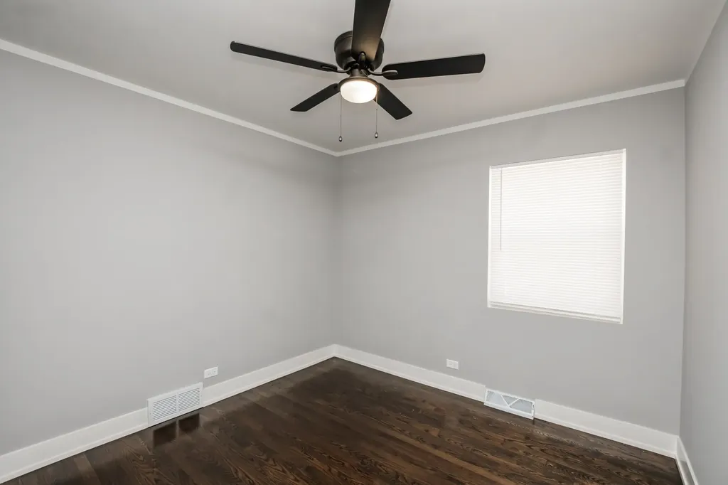 1307 East 88th Street Chicago IL 60619
