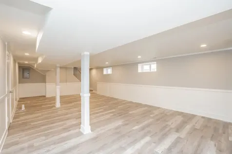 1307 East 88th Street Chicago IL 60619