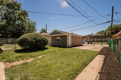 1307 East 88th Street Chicago IL 60619