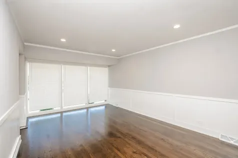 1307 East 88th Street Chicago IL 60619
