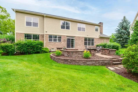 312 Camargo Court Vernon Hills IL 60061