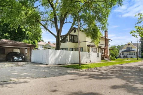 1102 North Avenue Waukegan IL 60085