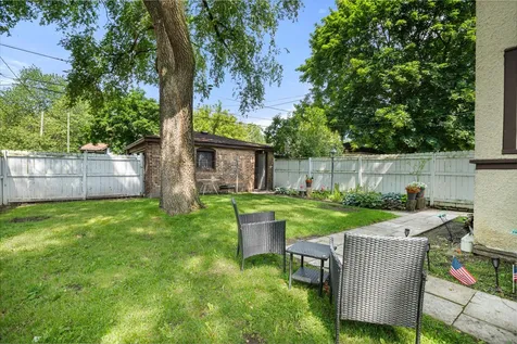 1102 North Avenue Waukegan IL 60085