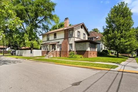 1102 North Avenue Waukegan IL 60085