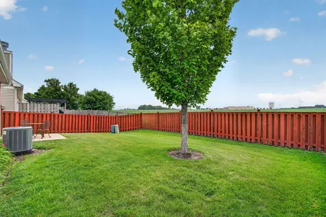 2126 Tremont Lane Joliet IL 60431