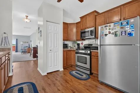 2126 Tremont Lane Joliet IL 60431