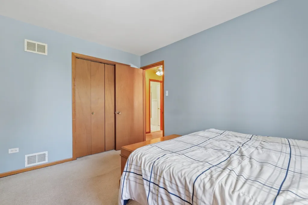 8840 Terry Drive Orland Park IL 60462