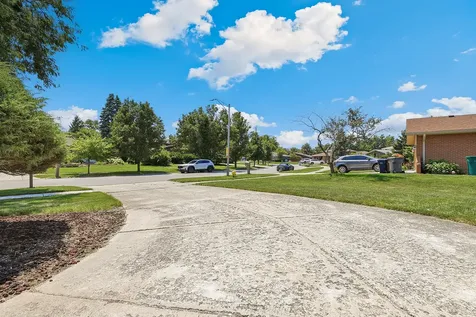 8840 Terry Drive Orland Park IL 60462