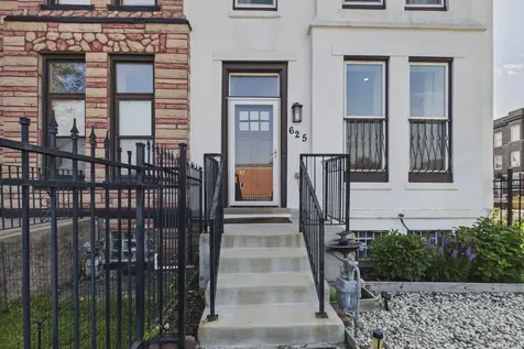 625 South Campbell Avenue Chicago IL 60612