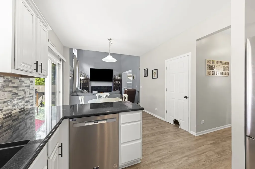 1274 Amaranth Drive Naperville IL 60564