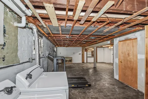 5405 North Melvina Avenue Chicago IL 60630