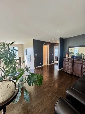 11 East Willow Road Wheeling IL 60090