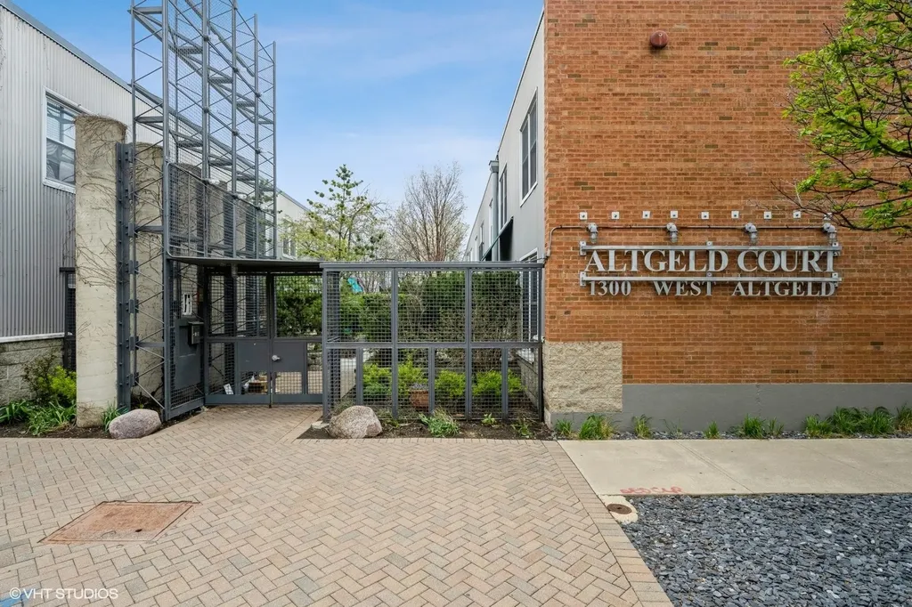 1300 West Altgeld Street Chicago IL 60614
