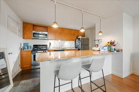 1300 West Altgeld Street Chicago IL 60614