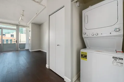 737 West Washington Boulevard Chicago IL 60661