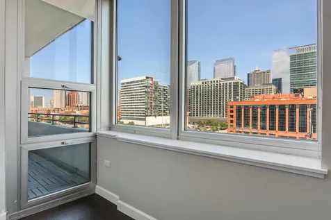 737 West Washington Boulevard Chicago IL 60661
