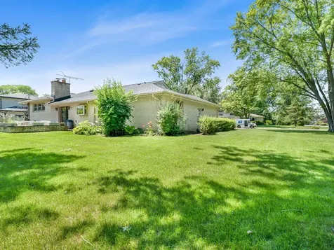15 East Leon Lane Prospect Heights IL 60070