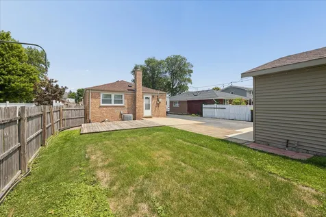11004 Menard Avenue Chicago Ridge IL 60415