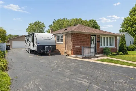 11004 Menard Avenue Chicago Ridge IL 60415