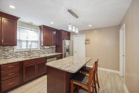 11004 Menard Avenue Chicago Ridge IL 60415