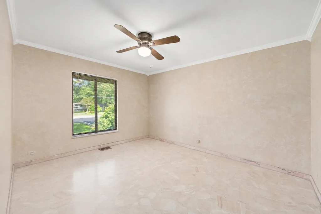 3620 Douglas Road Downers Grove IL 60515